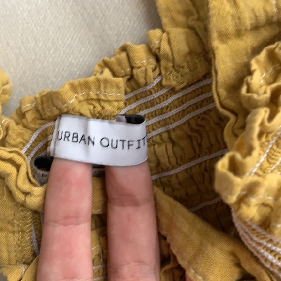 Urban Outfitters crop top! So cute, just outgrewit - Picture 2 of 3